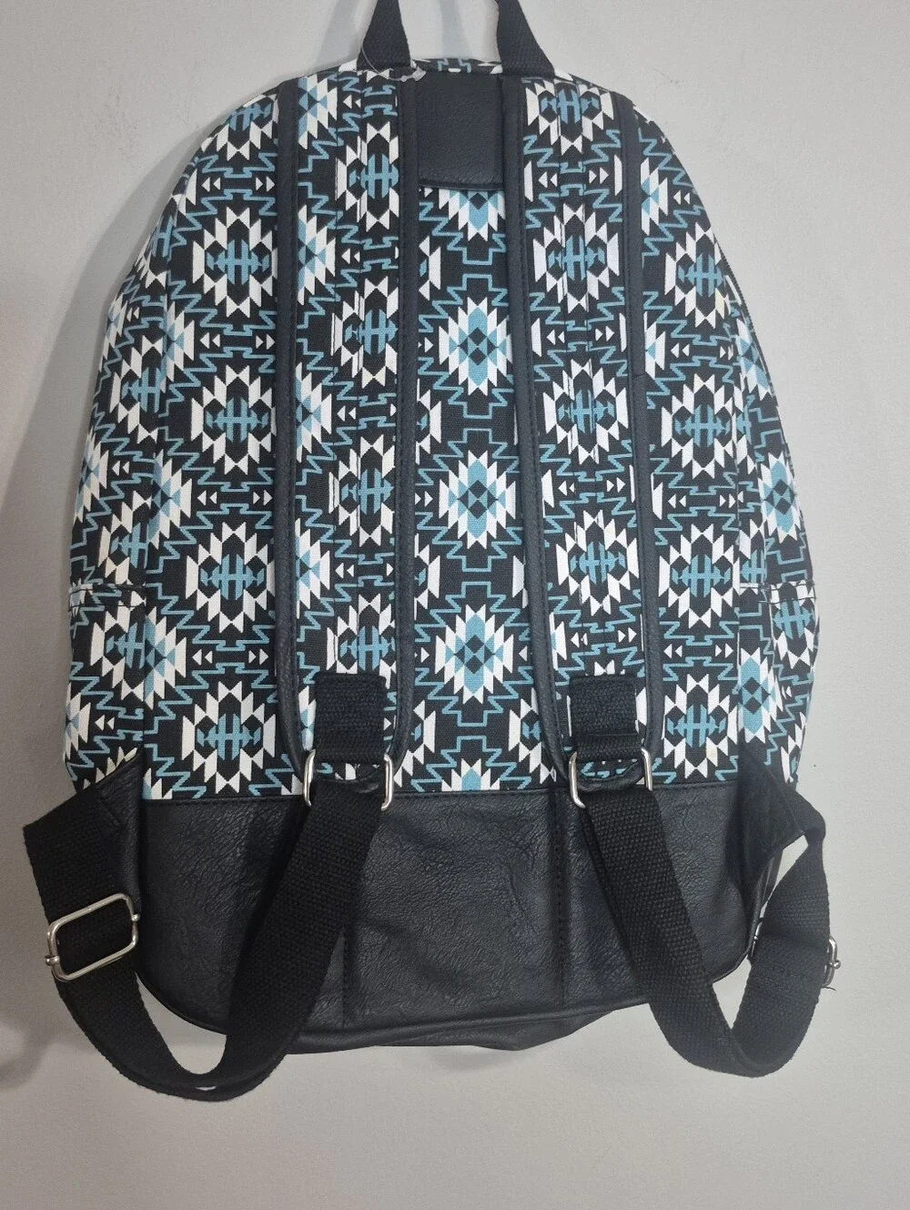Geometric Print Women's Backpack in Black & Teal